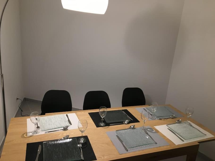 Ferienwohnung Le 58 - Loft Robespierre Reims Exterior foto
